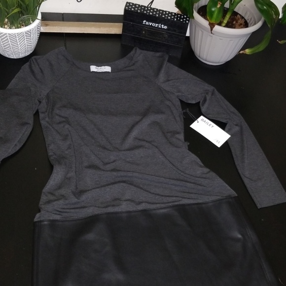 🎉🎉HP🎉🎉💕NWT Bailey 44 dress. - Picture 5 of 5